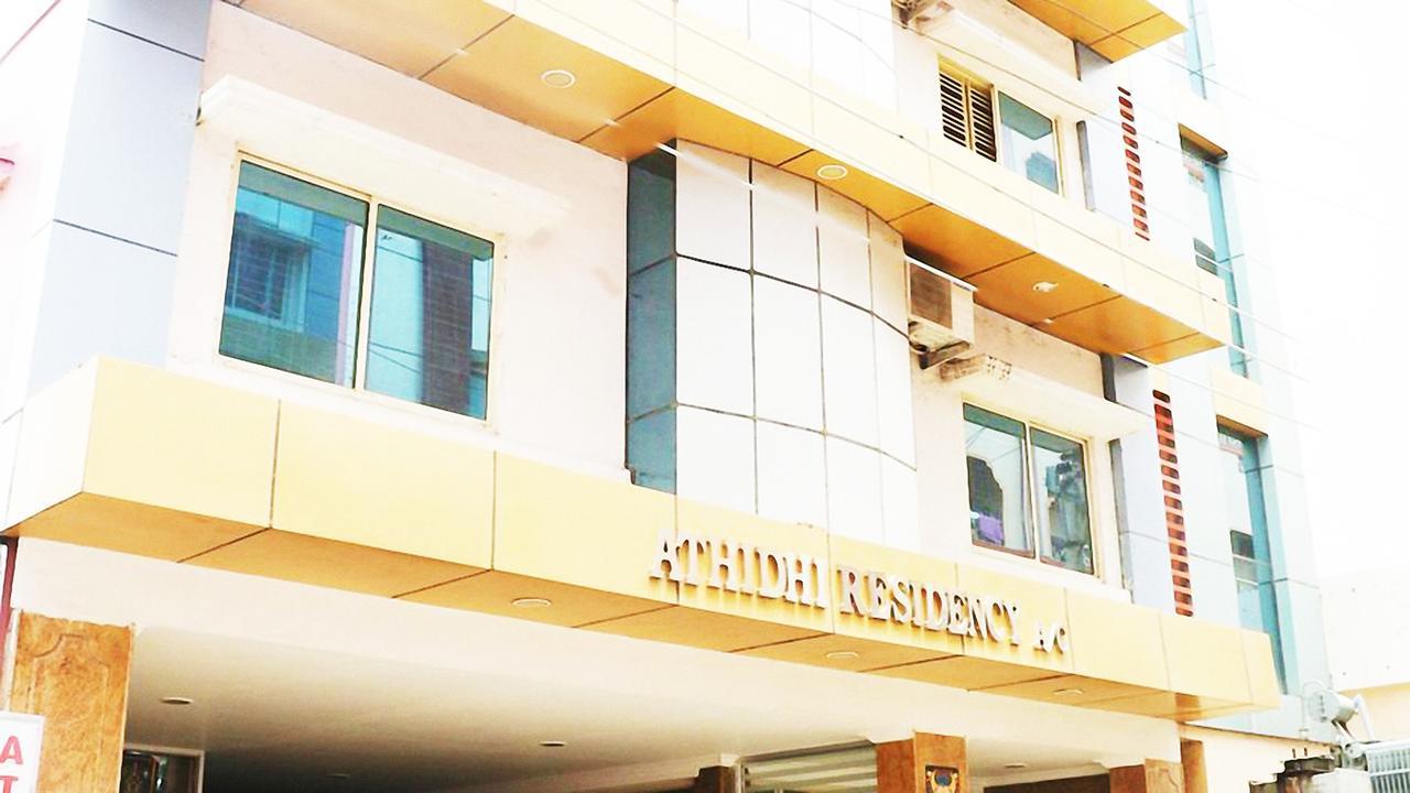 מלון טירופאטי Athidhi Residency מראה חיצוני תמונה